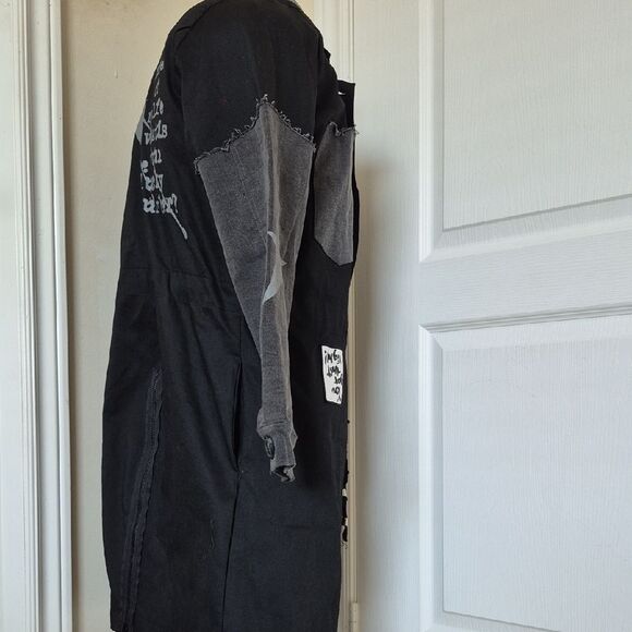 Black and Gray Jean Jacket with Star Accents - Picture 7 of 16